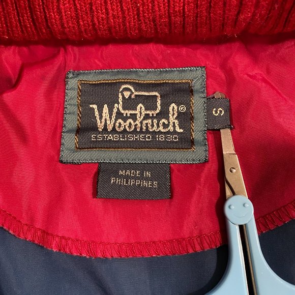 VINTAGE Woolrich Windbreaker Jacket Adult Small Red White Blue Hooded 90s VTG - Picture 6 of 16